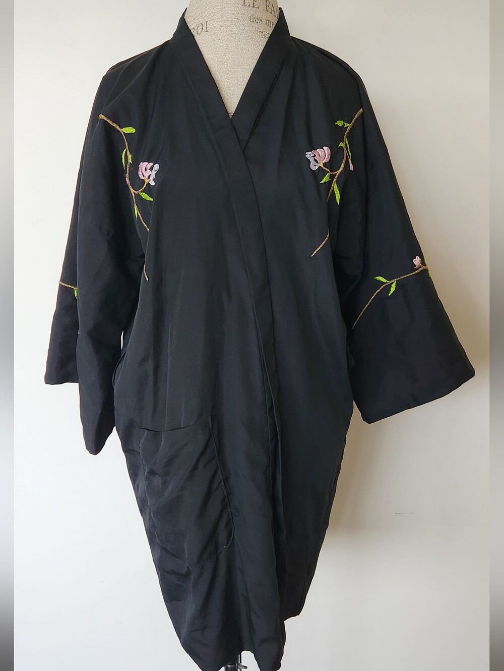 Japanese Floral Emboidered Kimono Lounge Jacket